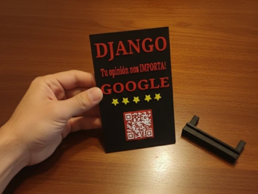 Expositor NFC personalizado para reseñas de Google con código QR impreso en 3D